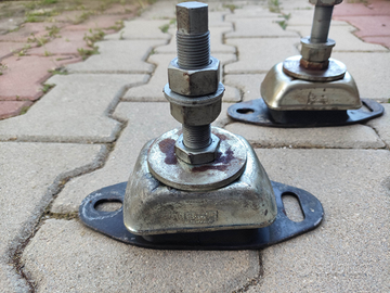 Supporti antivibranti motore