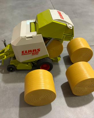Bruder Claas rollant 250