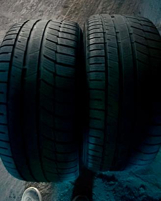 Gomme 245/45/r18 4 stagioni