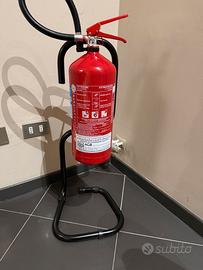 Estintore con piantana