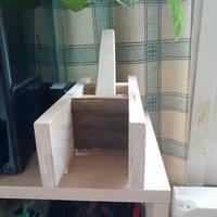 Schiaccia olive a ripetizione.