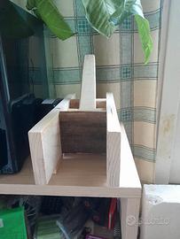 Schiaccia olive a ripetizione.