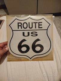 quadretto in metallo US 66 da 27x27 cm.