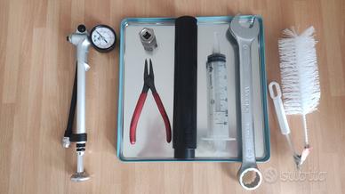 Rock Shox kit manutenzione