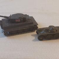 Modellini carri armati SOLIDO e DINKY TOYS