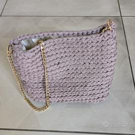 Borsetta da donna intrecciata a mano