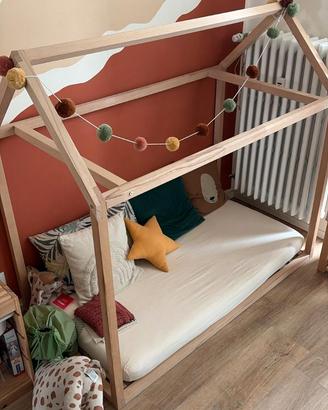Lettino Montessoriano a casetta