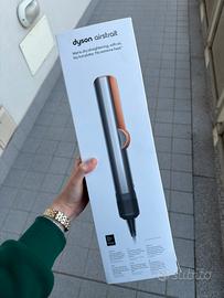 Dyson Airstrait - Con scattola originale e scontri