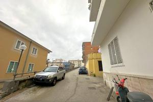 AUTORIMESSA A NAPOLI