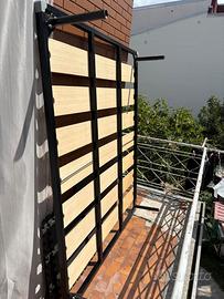 Struttura letto matrimoniale in metallo e doghe in