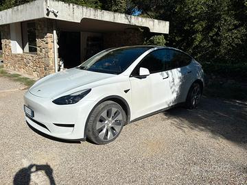 Tesla Model Y RWD 11/2022 44.000km bianco perla