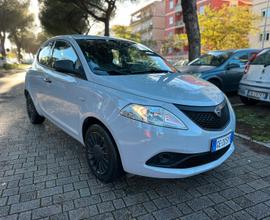 Lancia Ypsilon Hybrid 2021