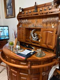 Mobile Bar in legno massello completo