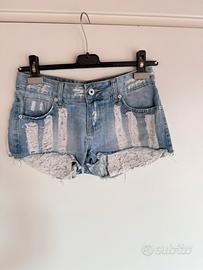 M pantaloncini, jeans hot pant con pizzo nuovi