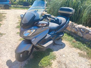 Suzuki Burgman 650 Executive 