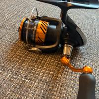 Mulinello daiwa 2000