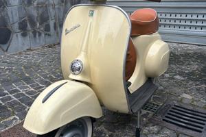 Vespa 50 Cc ENTRA