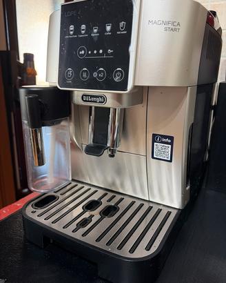 Macchina caffe ECAM220.80 SB DE LONGHI magnifica