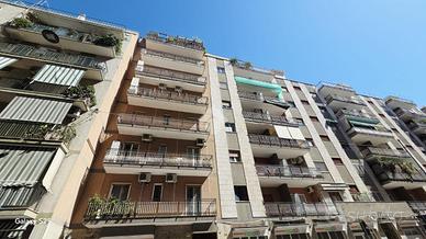 3 LOCALI A BARI