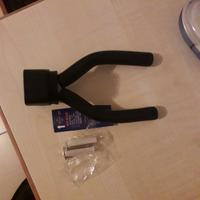 portaoggetti tipo chitarre/articoli sportivi