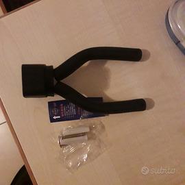 portaoggetti tipo chitarre/articoli sportivi