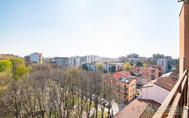 AMPIO BILOCALE LIBERO SUBITO!