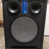 Cassa amplificatore perfettamente funzionante.