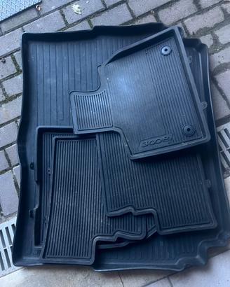 Tappeti in gomma per auto peugeot 3008
