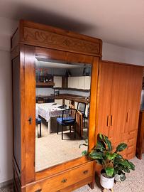 Tris mobili d’epoca inizio 90’