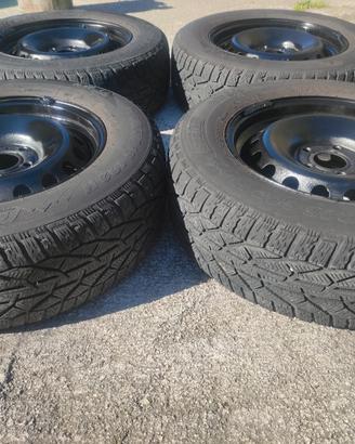 4 gomme e cerchi Qashqai 215/65/16 H