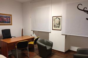 Stanza uso studio/ufficio