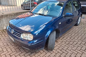 GOLF 4 1.6 BENZINA ANNO 2000