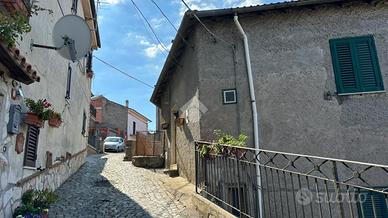 2 LOCALI A SEGNI
