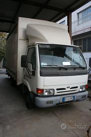 Autocarro Nissan Cabstar E 110