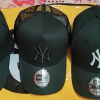 cappelli New Era e the North face 