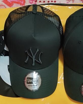 cappelli New Era e the North face 