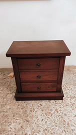 trittico. armadio. divano 