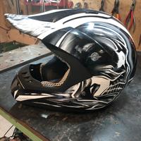 Casco cross e casco airoh motocross