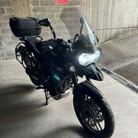 Triumph Tiger 800 XRX Full