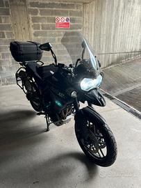 Triumph Tiger 800 XRX Full