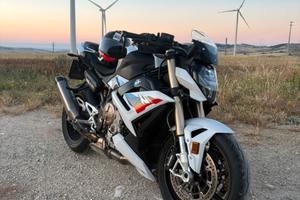 Bmw s1000r