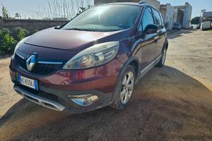 Renault Scenic XMOD Cross 1.5 dCi – 12/2013 