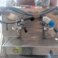 Macchina da caffè e macinacaffè 