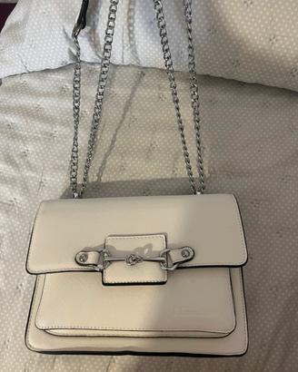 Elegante borsa a spalla bianca