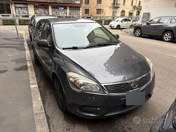 Kia Cee'd 1.4 Benzina 90 CV – 2010