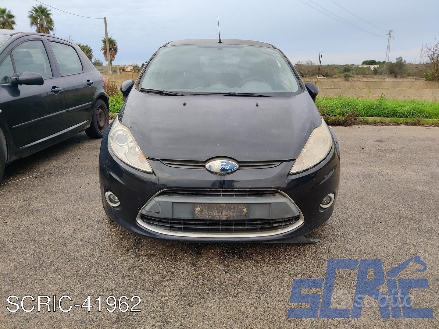 Testa Barra D'accopiamento Testine Sterzo SX + DX X Ford Fiesta VI (CB1,CCN