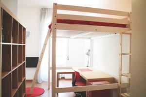 Ampia stanza matrimoniale e balcone Metro B1 LIBIA