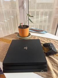 Ps4 pro 1Tb + 1 joystick