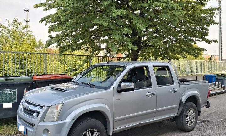 Isuzu d-max pick up