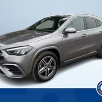 Mercedes-Benz GLA 250 E PLUG-IN HYBRID AUTOMA...